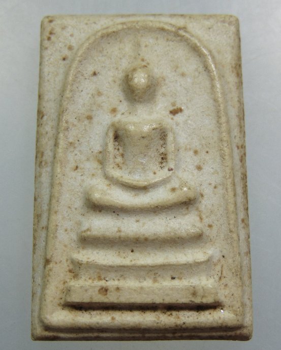 พระสมเด็จ หลวงปู่หลุย ปี ๑๖