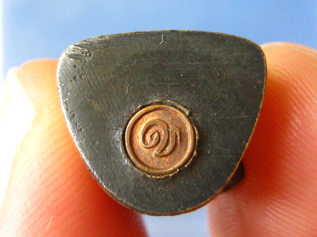 รูปหล่อ หลวงพ่อเนตร วัดตุ๊กตา ปี2526