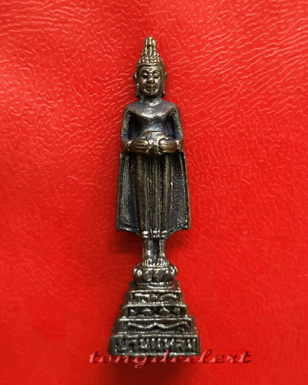 รูปหล่อหลวงพ่อวัดบ้านแหลม หลวงปู่หลิว ปี 2539 ขนาดห้อยคอ พิมพ์เล็ก หายาก สวยมากค่ะ