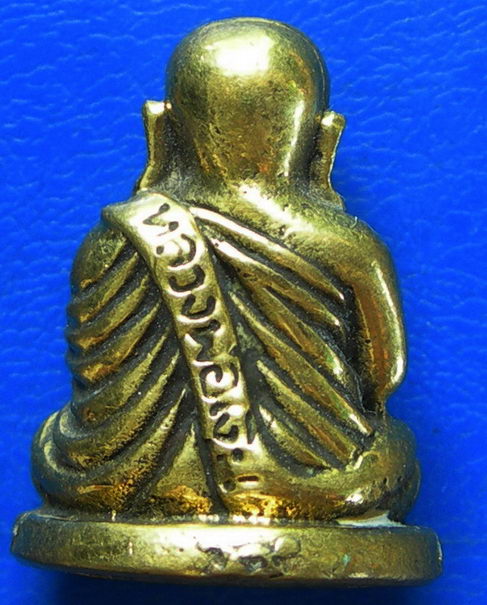 รูปหล่อหลวงพ่อเงิน วัดบางคลาน..........(A-13)