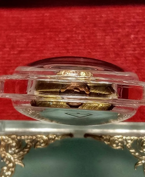 พระกริ่งนาคดิตถ์ เนื้อทองฝาบาตร หลวงพ่อแพ วัดพิกุลทอง ปี34 อุดกริ่งใต้ฐาน...เคาะเดียวแดง... 