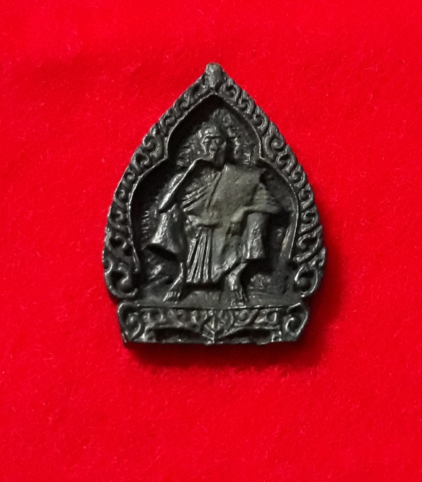 หลวงพ่อคูณ ปริสุทุโธ วัดบ้านไร่ อ.ด่านขุนทด จ.นครราชสีมา รุ่นลาภผล คูณทวี เสาร์๕ ปีระกา๓๖ 