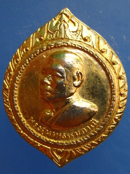 เข็มกลัด พระสุนทรธรรมภาณี(หลวงพ่อแพ) วัดพิกุลทอง