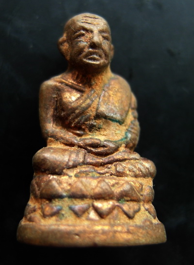 หลวงปู่ทวด รุ่นกิตติคุโณ๘๒ หลวงพ่อท่านเขียว วัดห้วยเงาะ ปัตตานี