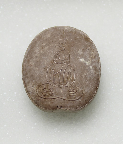 พระปิดตาหลวงพ่อดำ วัดสันติธรรม จ.สระแก้ว ผสมผงมหาภูติลิ้นทอง เมตตาเป็นเลิศครับ