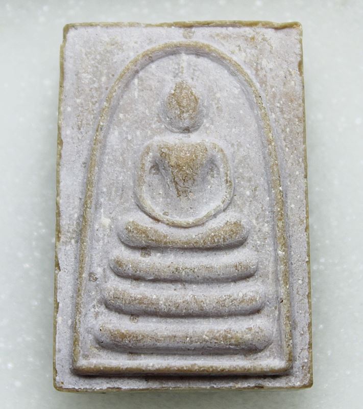 พระสมเด็จ แพ 5 พัน ตะกรุดทองคำ เนิอเกษร สภาพสวยๆ ครับ ราคาเบาๆ