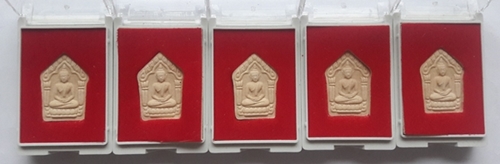 พระขุนแผน นะอกแตก หลวงพ่อสาคร ปลุกเสก พิมพ์เล็ก จำนวน 5 องค์สวย ๆราคาเคาะแรก