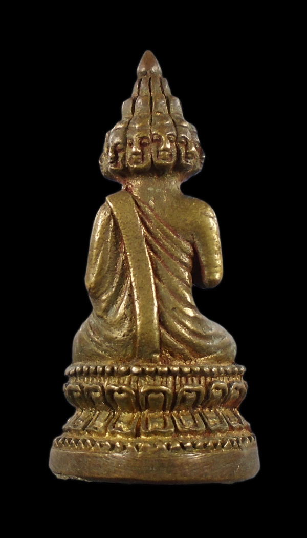 30บาท....รูปหล่อพระเศรษฐีนวโกฏิ ไม่ทราบที่...36