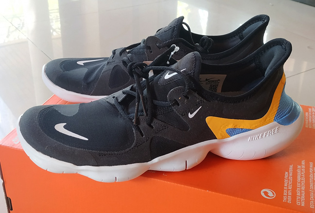 รองเท้าวิ่งผู้ชาย Nike Free RN 5.0 ของใหม่ ปล่อยให้ถูกกว่าเวบNIKE , และถูกกว่า Supersport ตอนลดอีกนะ