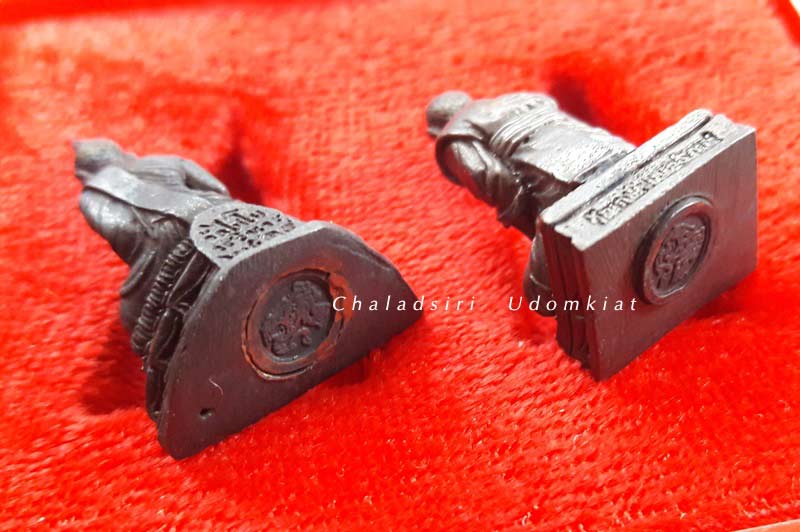 รูปหล่อพระมหาพุทธพิมพ์ และสมเด็จพุฒาจารย์โต อุดกริ่ง รุ่นเสาร์ห้า วัดไชโยวรวิหาร ปี 39