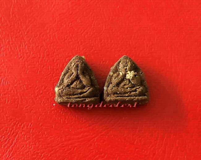 	พระปิดตากิมจ๊อ หลวงพ่ออุตตมะ วัดวังก์วิเวการาม จ.กาญจนบุรี เนื้อว่าน พิมพ์จิ๋ว หายาก สวยมากค่ะ