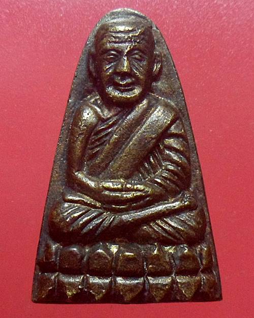 หลวงปูทวด วัดช้างให้ 