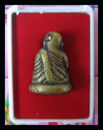 รูปหล่อหลวงพ่อเงิน วัดบางคลาน จ.พิจิตร ไม่ทราบที่พระแท้สร้างใหม่