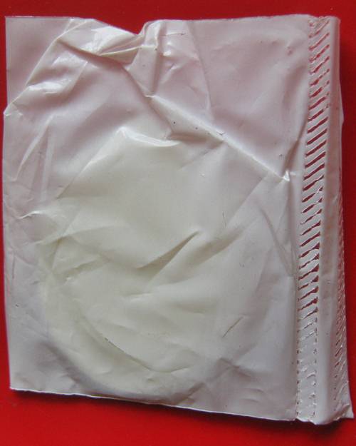 เหรียญเจริญพร เต็มองค์ หลวงพ่อพระมหาสุรศักดิ์ วัดประดู่พระอารามหลวง เนื้อทองฝาบาตร สร้าง 4,999 องค์ 