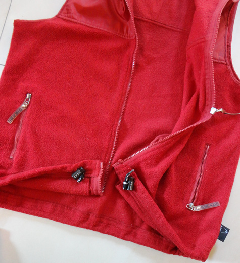 เสื้อแจกเกด HEAD ของแท้ สีแดง แขนกุด(ทรงเสื้อกั๊ก) สวยเทพ
