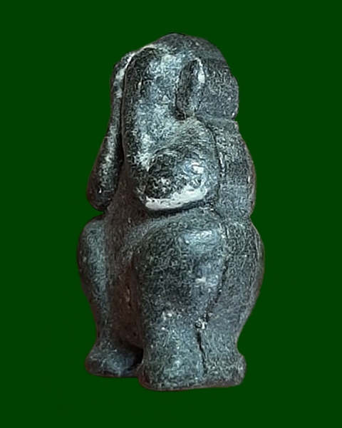 พระปิดตาเนื้อผง ไม่ทราบที่...