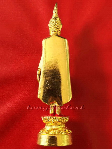 พระบูชาพระร่วงโรจนฤทธิ์ วัดพระปฐมเจดีย์ จ.นครปฐม ขนาดตั้งหน้ารถ สวยมากค่ะ