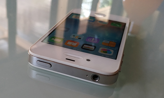 iPhone4s 16GB ศูนย์ไทย โมเดลTH ไม่ติดล็อด รีเซ็ทได้ สภาพนางฟ้า ,เอาไปลงแอปของรัฐใช้ได้สบายๆ