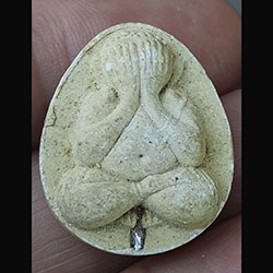 พระปิดตา พิมพ์เล็ก ฝังตะกรุดเงิน หลวงพ่อแพ