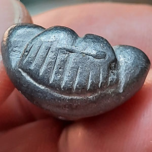 พระปิดตา ตอกเลข ๔ ไม่ทราบที่