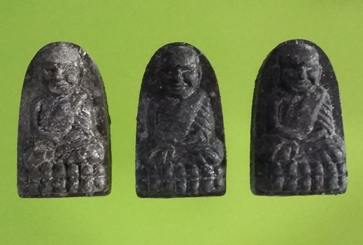 พระของขวัญ หลวงพ่อทวด วัดห้วยมงคล จ.ประจวบคีรีขันธ์ จำนวน 3 องค์ สวยเดิม #1