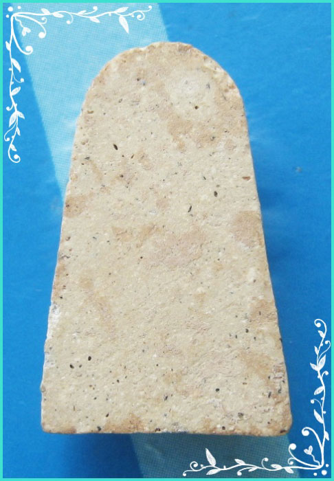 วัดช่องลม แม่กลอง ลพ.ทวด วัดช้างไห้ พิมพ์เตารีดเล็ก เนื้อผงเก่าๆ หลังเรียบ..