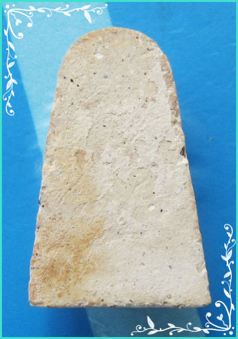 วัดช่องลม แม่กลอง ลพ.ทวด วัดช้างไห้ พิมพ์เตารีดเล็ก เนื้อผงเก่าๆ หลังเรียบ..