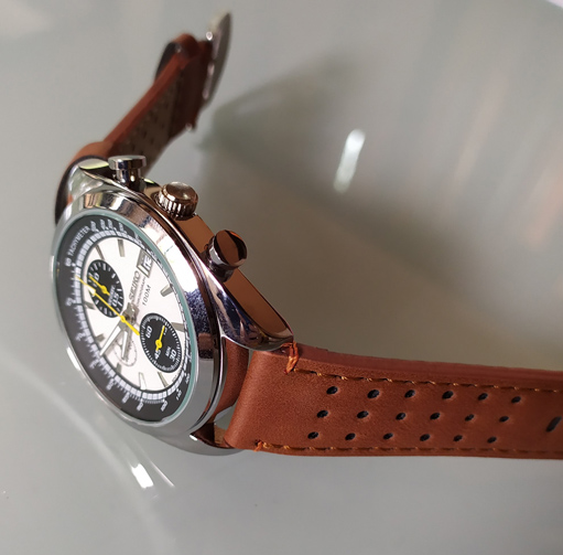 นาฬิกา SEIKO โครโนกราฟ ขาวดำ แพนด้า เข็มเหลือง สภาพสวยๆ / ขายถูก คนฝากมากำลังร้อนเงิน