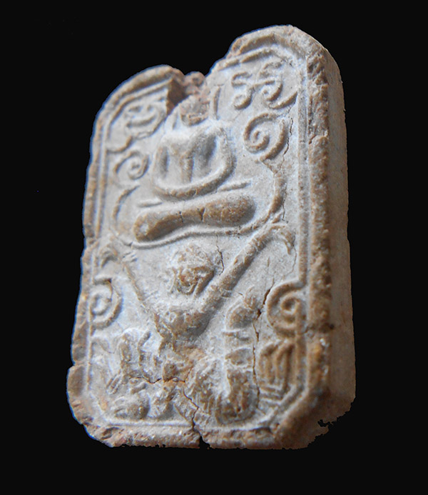 หนุมานแบกแท่น วัดสระพัง จ.นครปฐม  