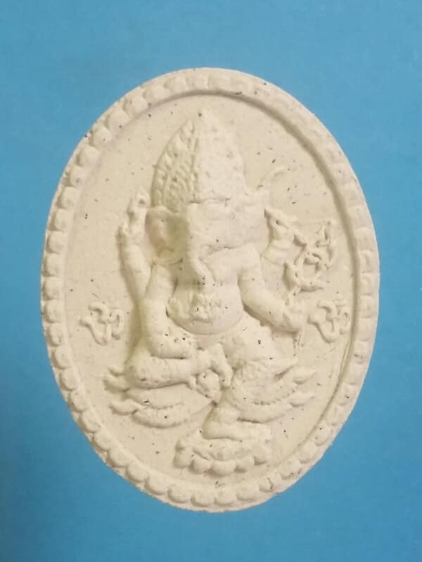 พระผงหลวงปู่ฤาษีตาไฟหลังพระพิฆเนศ  วัดหนองทาระภู ชัยนาท  พร้อมกล่อง  เคาะเดียวครับ