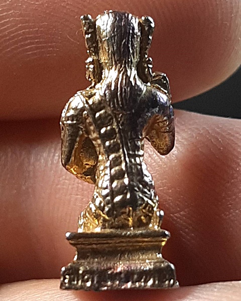 รูปหล่อแม่นางกวักกะไหล่ทอง ///214