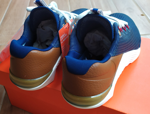 ของใหม่ ป้ายห้อย ในช็อป 5,200.- NIKE METCON5 ของแท้ ดีไซน์สุดสวย หรูหรามีระดับ
