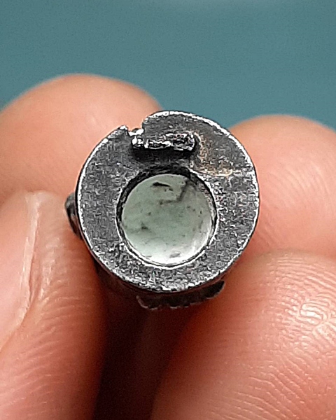 หลวงพ่อคูณเสาร์ห้า คูณพันล้าน