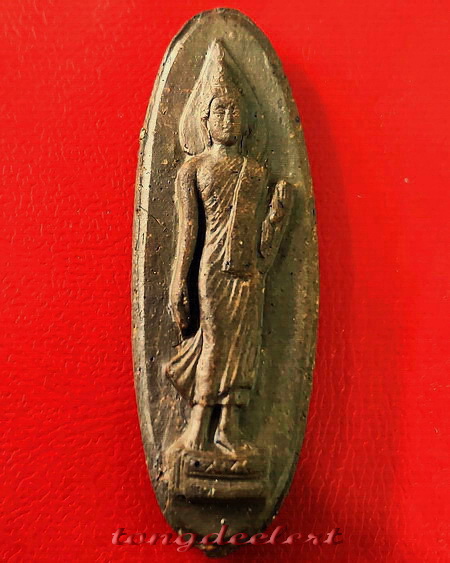 พระลีลา 25 พุทธศตวรรษ เนื้อแร่ หายาก สวยมากค่ะ