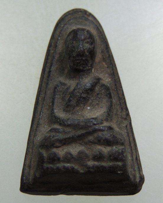 หลวงปู่ทวดเนื้อดินเผา วัดช้างให้ ปี 2513 (ผสมผงว่านหลวงปู่ทวด ปี2497) สร้างโดยพระครูใบฎีกาขาว