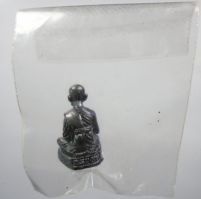 30บาท....รูปหล่ออุ้มบาตร กฐิน58 หลวงพ่อเพี้ยน วัดเกริ่นกฐิน จ.ลพบุรี ปี 2558...29