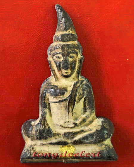 พระท่ากระดานวัดต้นลำไย จ.กาญจนบุรี เนื้อตะกั่วสนิมแดงกรุศรีสวัสดิ์แท้ ๆ พิมพ์ใหญ่ค่ะ