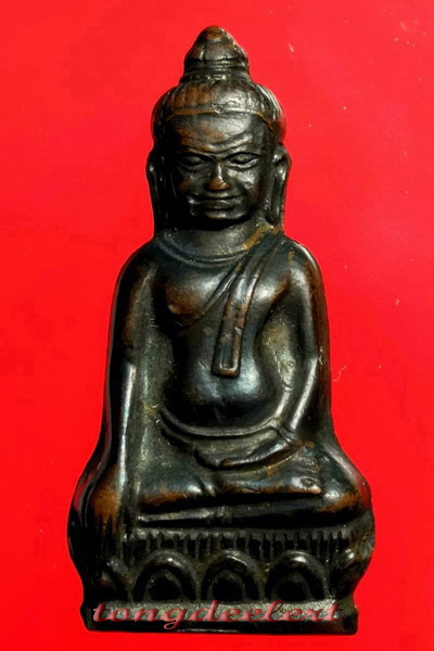 พระหูยาน ปืนแตก จ.ป.ร. รุ่น 100 ปี วัดราชบพิธ ปี 2513 สวยมากค่ะ