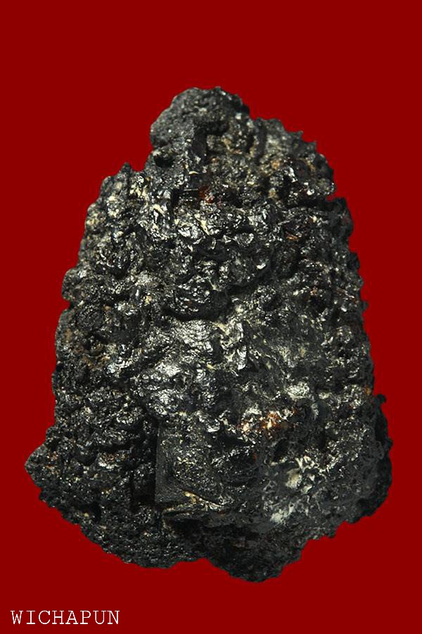 พระปิดตาเนื้อครั่ง หลังฝังตะกรุด เก่า