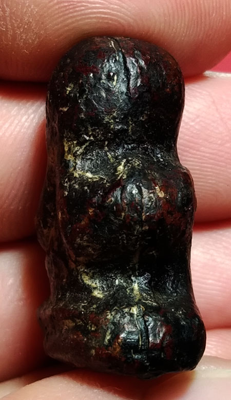 พระปิดตาพิมพ์ตะพาบ เนื้อผงคลุกรัก หลวงปู่เอี่ยม วัดสะพานสูง จ.นนทบุรี สภาพสวยมากครับ