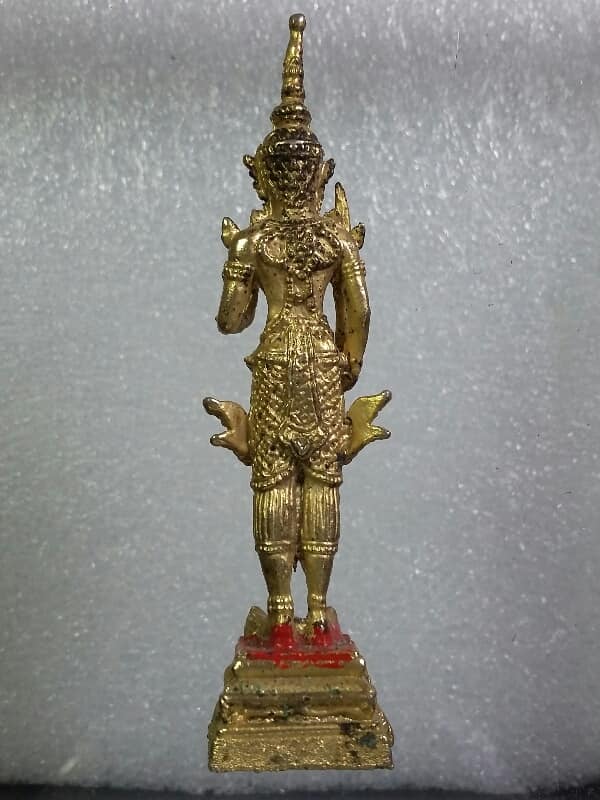 รูปหล่อพระสยามเทวาธิราช สูง 6.5 เซนฯ เนื้อตะกั่วลงทอง ไม่ทราบวัด