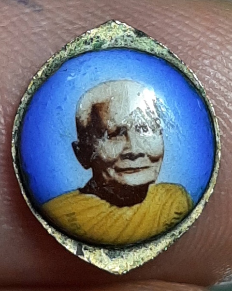 ล็อกเก็ตหลวงปู่แหวนจิ๋ว วัดดอยแม่ปั๋ง เชียงใหม่ ///472