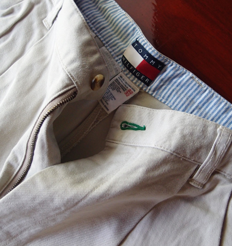 กางเกง TOMMY HILFIGER แบรนด์ดังอเมริกา ที่ดังไปทั่วโลก สีน้ำตาลอ่อน ทรงสวย เอว31-32นิ้ว