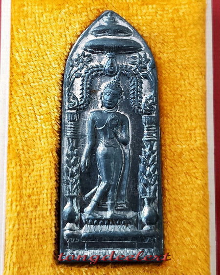 พระกำแพงนิ้ว หลวงพ่อขอม วัดไผ่โรงวัว จ.สุพรรณบุรี สวยมากค่ะ