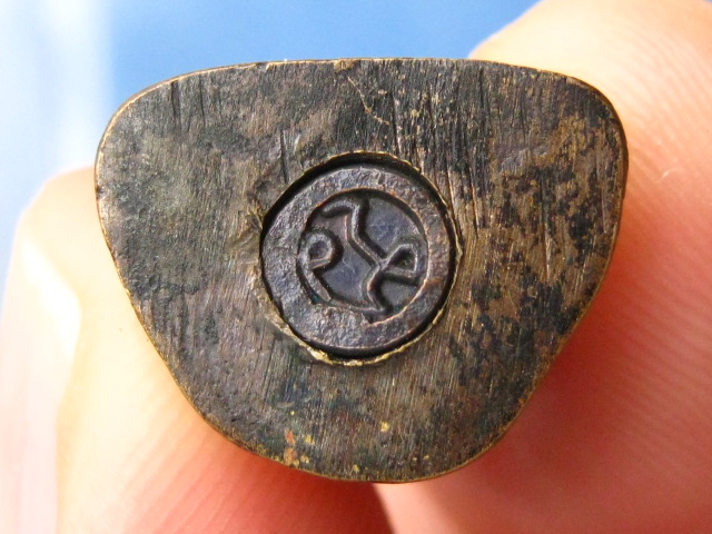 รูปหล่อพระสิรินันทเมธี วัดสองพี่น้อง จ.สุพรรณบุรี