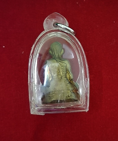 รูปเหมือนหลวงพ่อคูณ ปั้มเทพประทานพร พร้อมบัตรพระแท้ สวยดั่งทองคำ