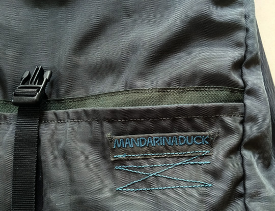 เป้ MANDARINA DUCK ของแท้ แบรนด์ดังจากอิตาลี ใบนี้ราคาประมาณ6พันกว่าๆ น่าจะ6,500++