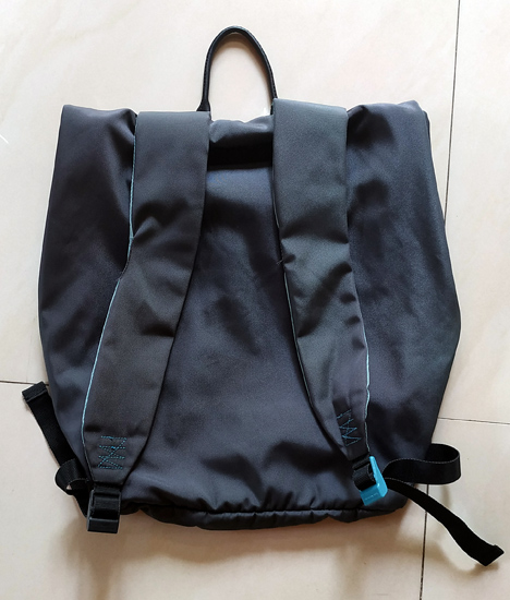 เป้ MANDARINA DUCK ของแท้ แบรนด์ดังจากอิตาลี ใบนี้ราคาประมาณ6พันกว่าๆ น่าจะ6,500++