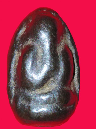 พระปิดตา เนื้อผงใบลานคลุกรัก อุปัชฌาย์เชย แห่งวัดโพธิ์ทองล่าง (อาจารย์หลวงปู่ศุข)