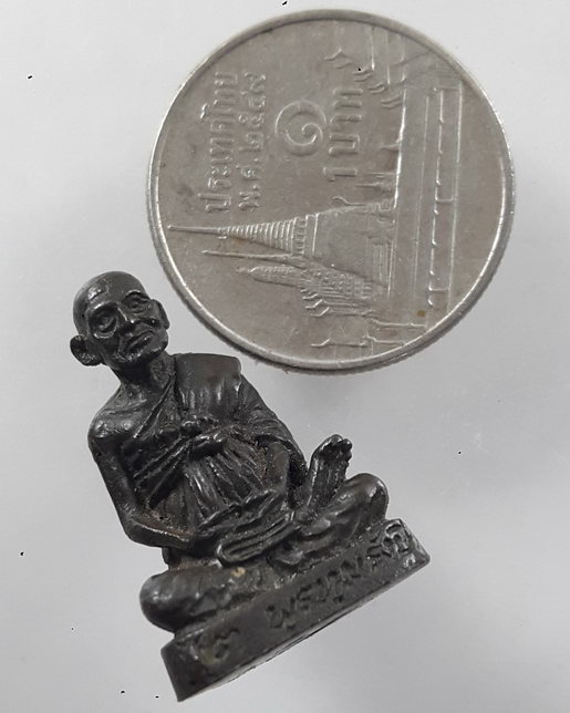 " รูปหล่อรูปเหมือน สมเด็จพุฒาจารย์(โต) วัดระฆังโฆสิตาราม ปี 2515 เนื้อนวะ ตอกโค๊ต สวยๆครับ "